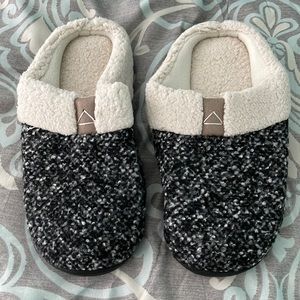 Ladies Slippers with Indoor &Outdoor Anti-Skid Rubber Sole